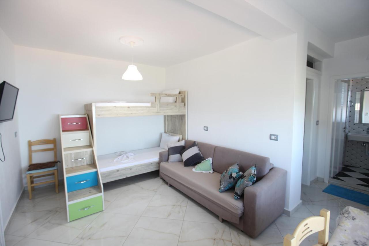 Vila Riza Veliu Piqeras ภายนอก รูปภาพ