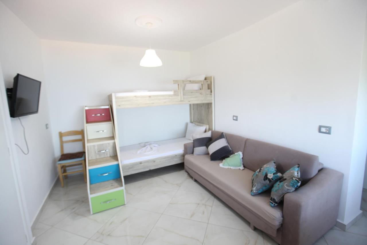 Vila Riza Veliu Piqeras ภายนอก รูปภาพ