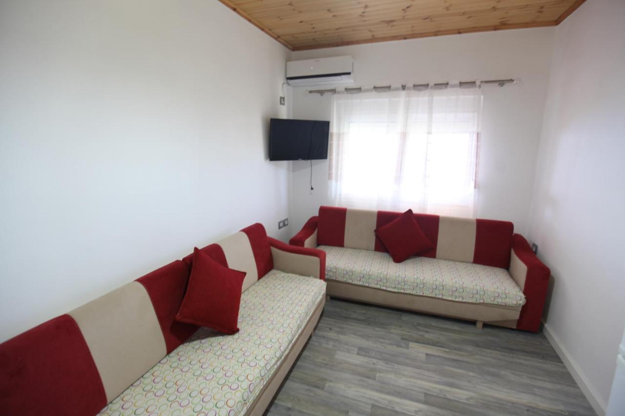Vila Riza Veliu Piqeras ภายนอก รูปภาพ