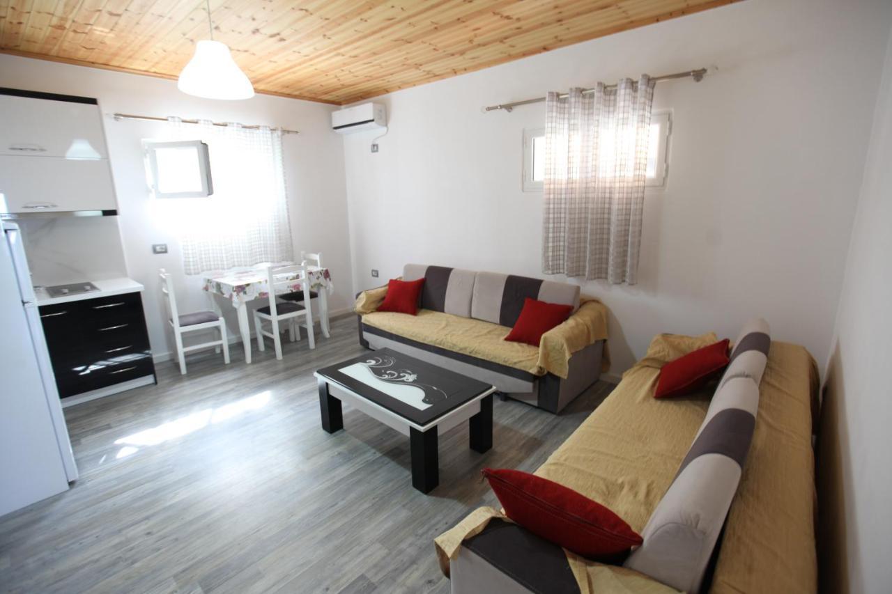 Vila Riza Veliu Piqeras ภายนอก รูปภาพ