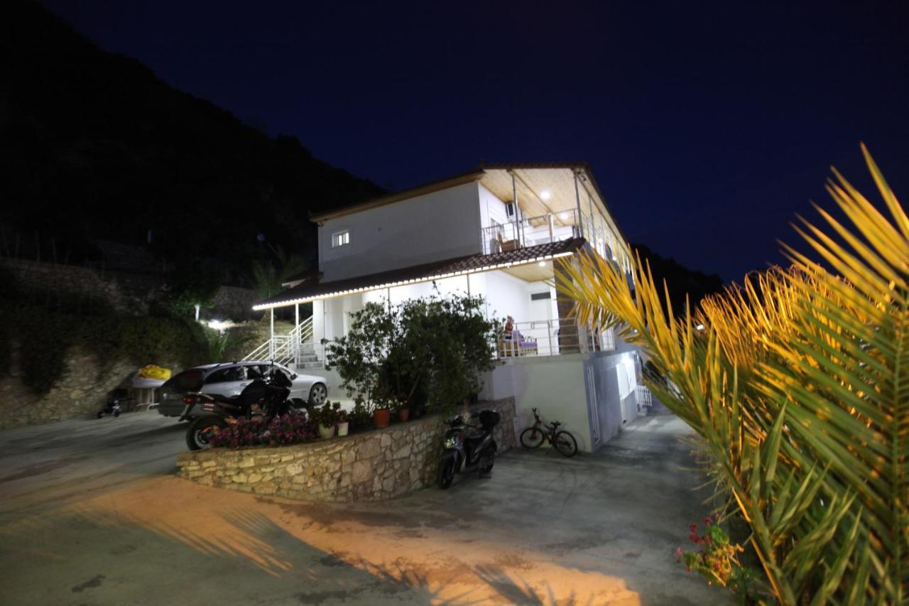 Vila Riza Veliu Piqeras ภายนอก รูปภาพ