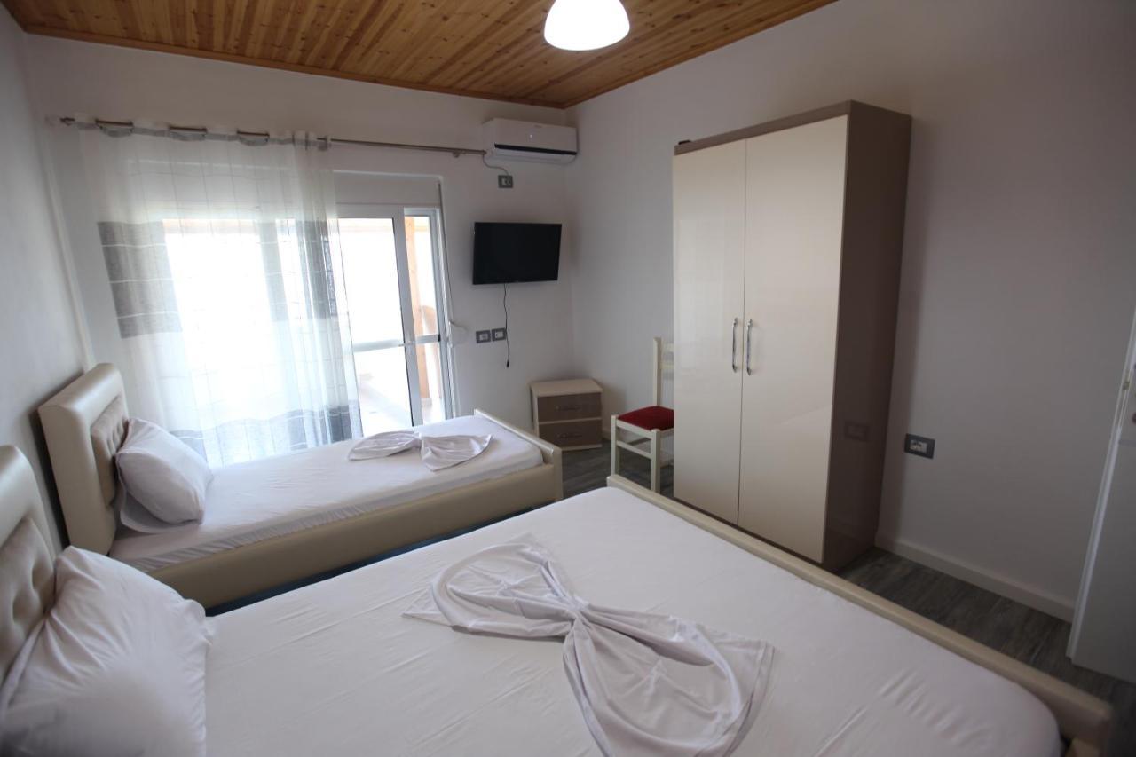 Vila Riza Veliu Piqeras ภายนอก รูปภาพ