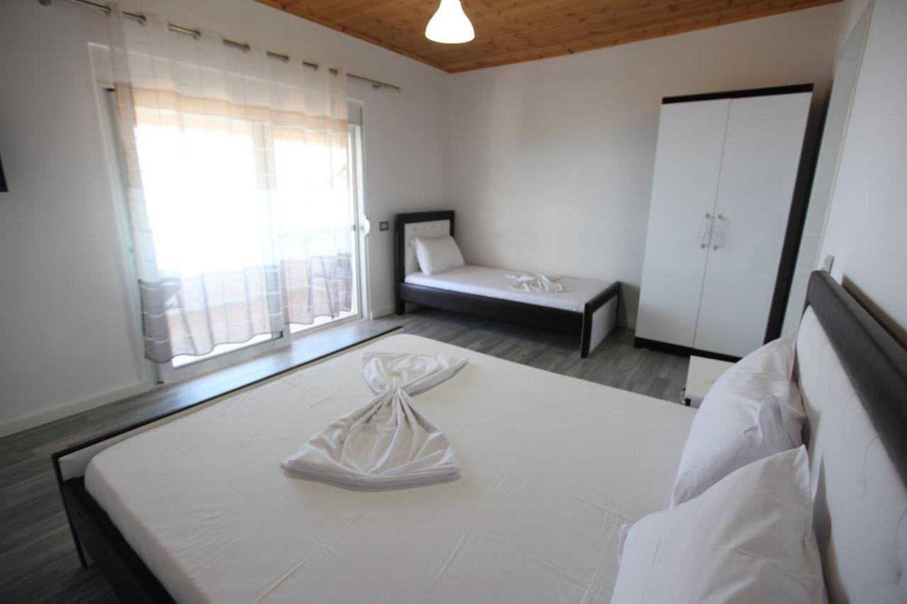 Vila Riza Veliu Piqeras ภายนอก รูปภาพ